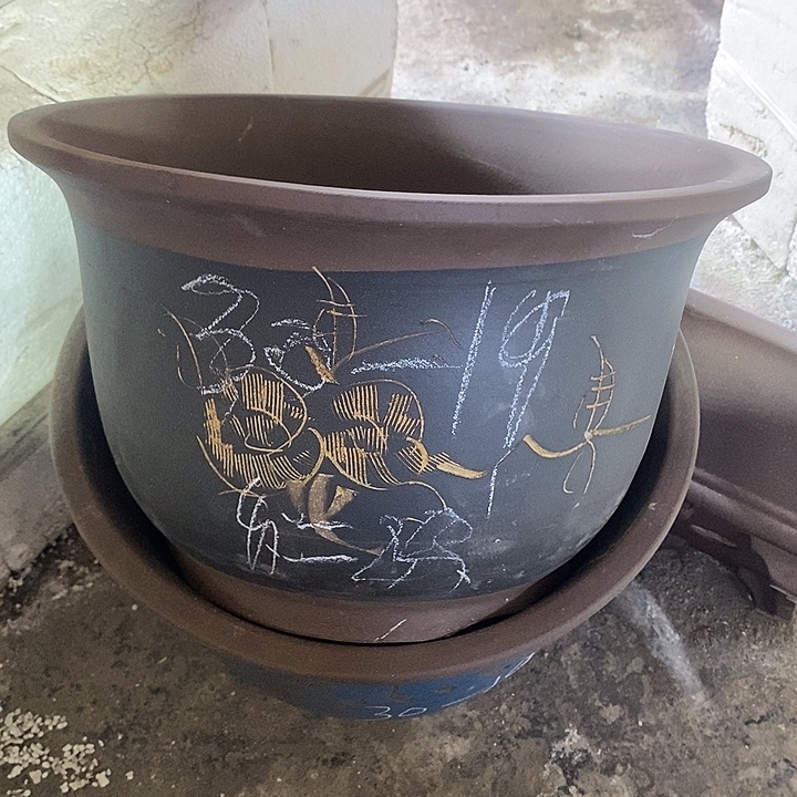 紫砂中国宜兴紫砂花盆，