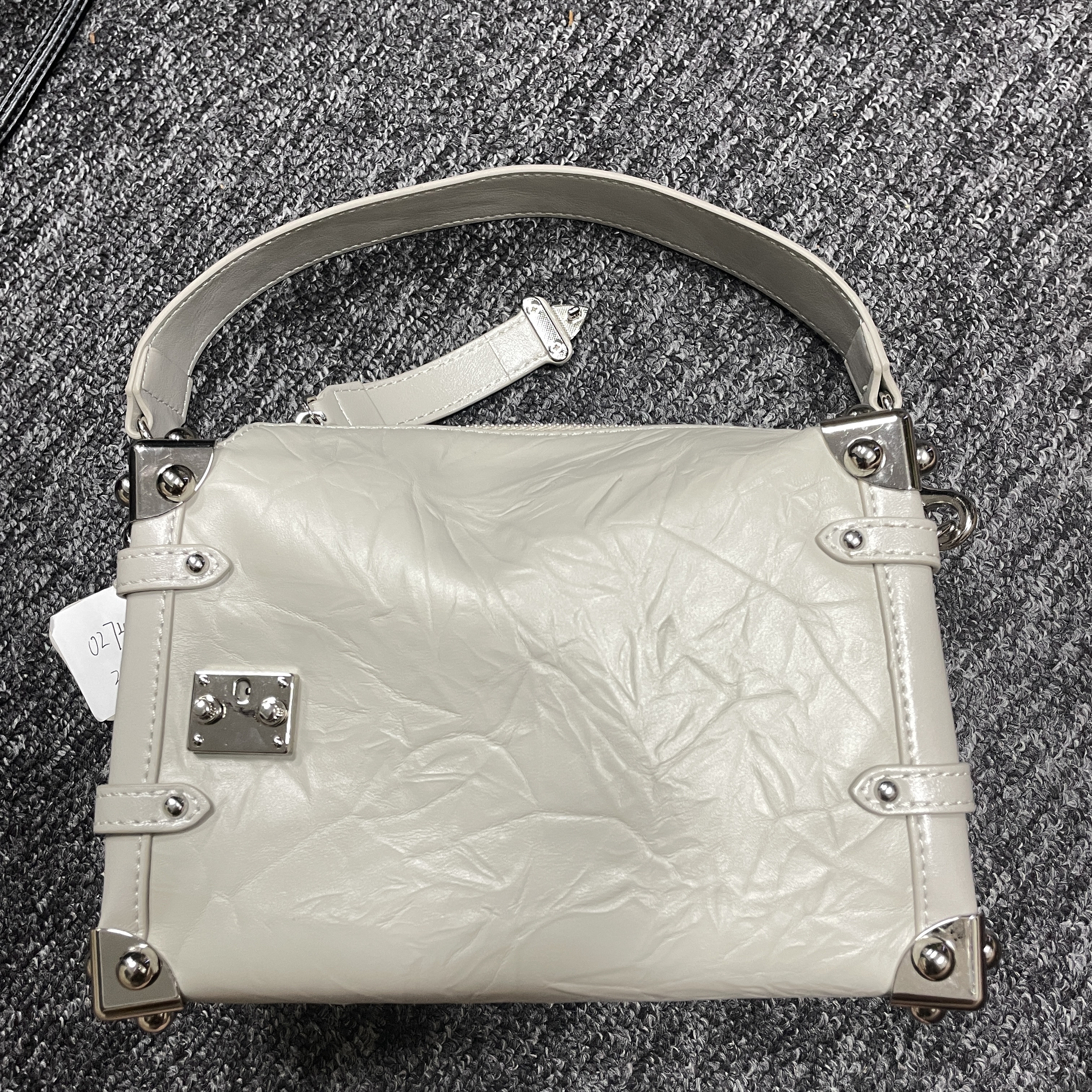 潮流真皮新款女包油蜡软盒子 0274 白色