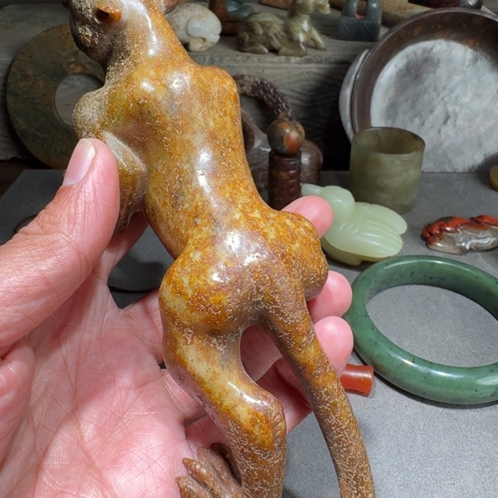 和田玉挂件未镶嵌闻*