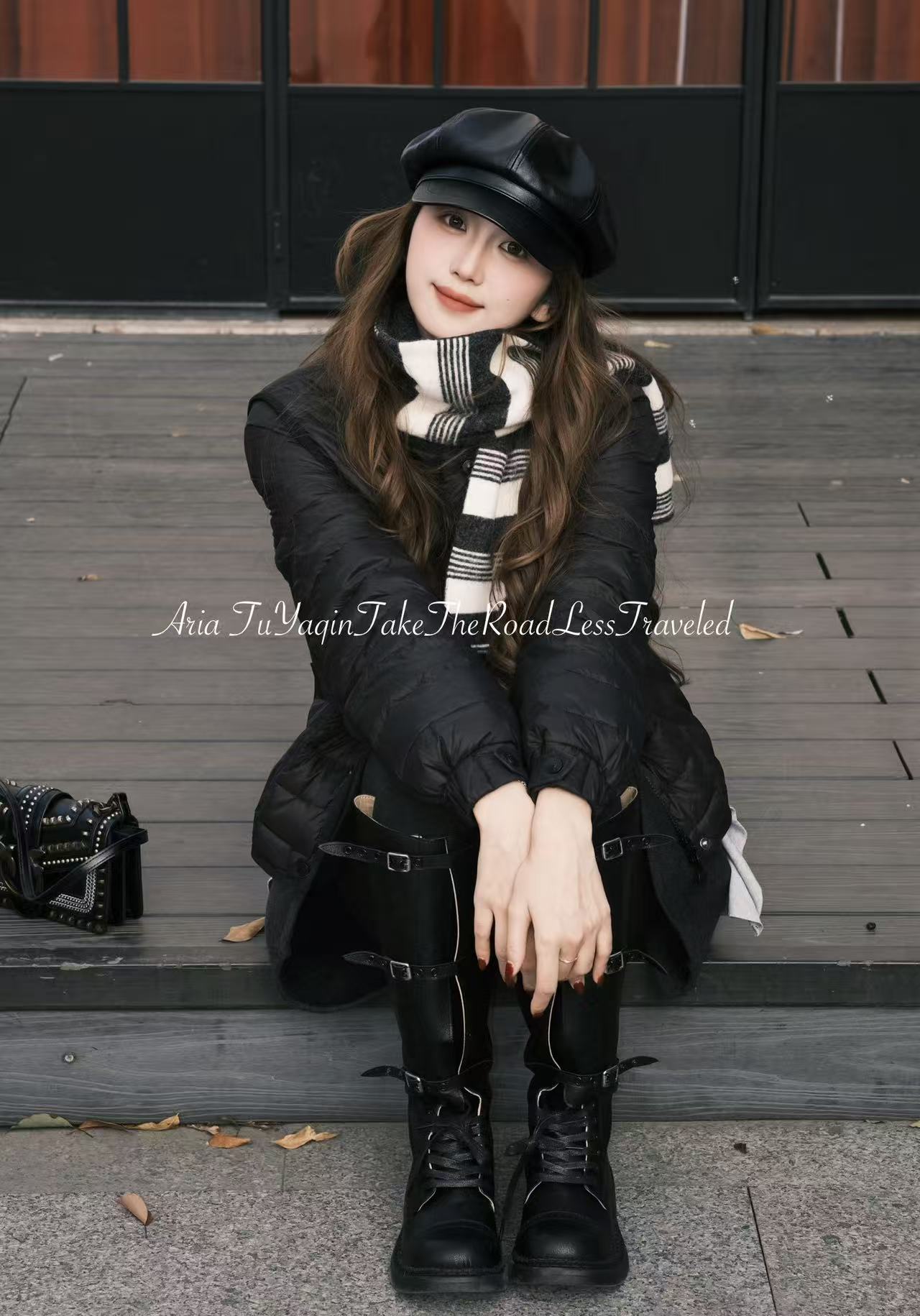 2025冬季新款休闲百搭短款排骨羽绒服2F660