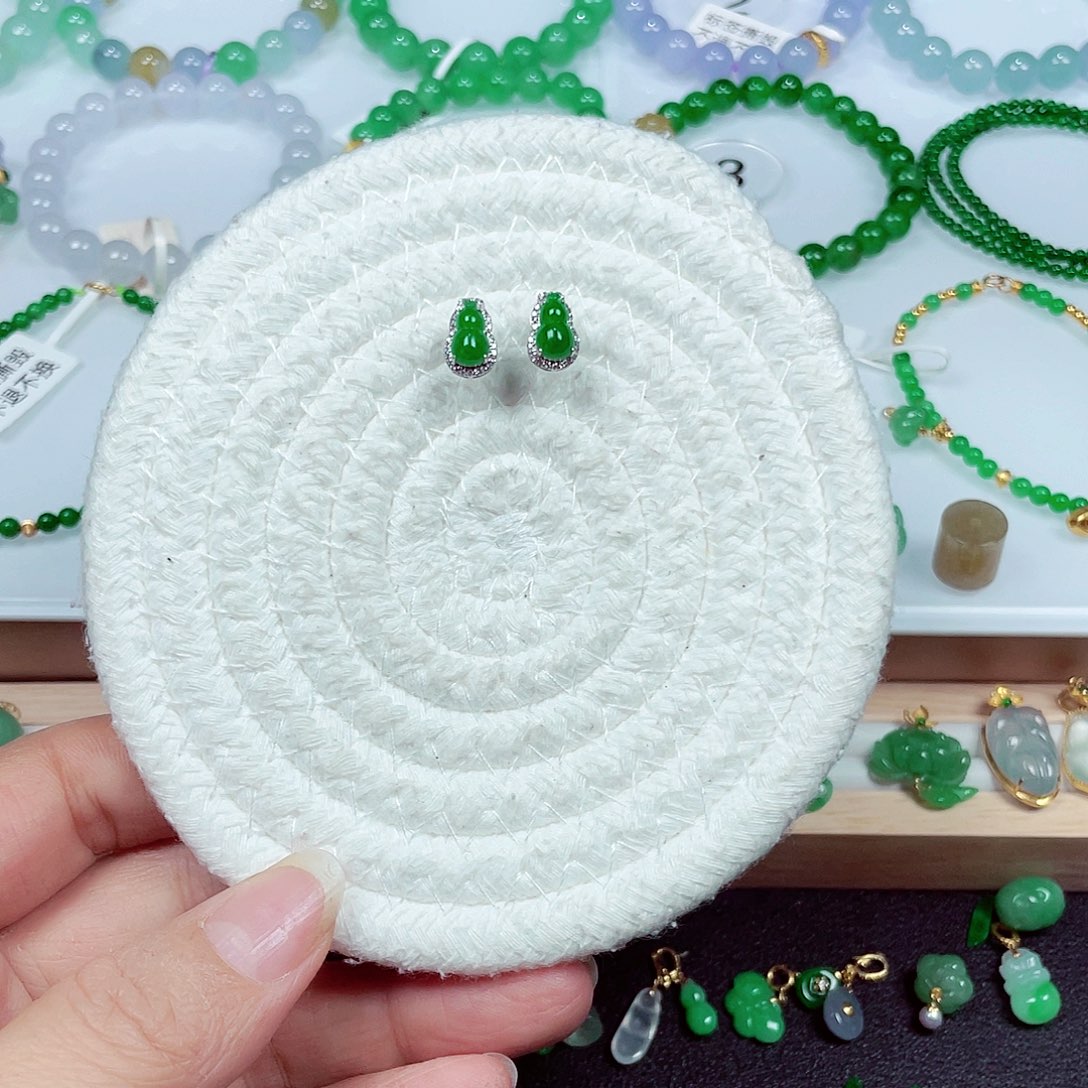 翡翠18K金镶嵌手链天然缅甸翡翠A货卡