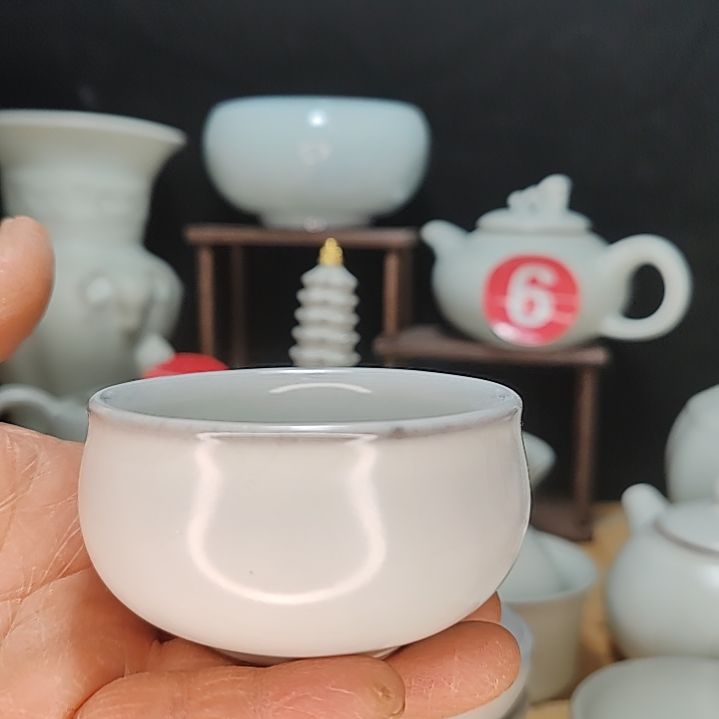 微瑕天青釉主人杯