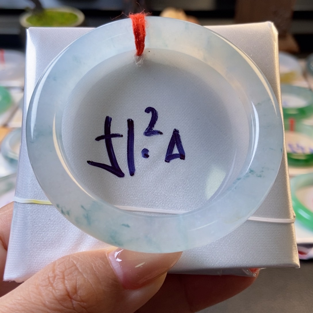 翡翠未镶嵌手镯35冰透飘花小圆条