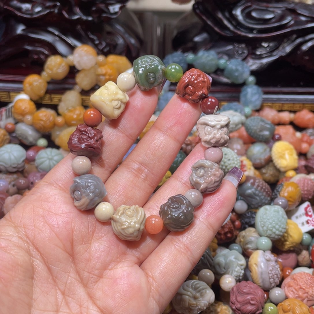 石英质玉手链未镶嵌