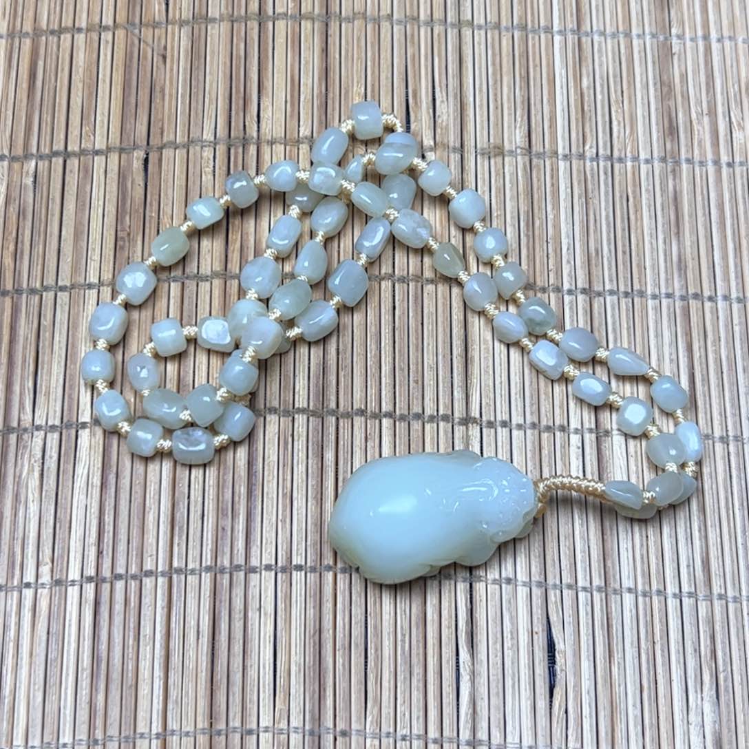 未镶嵌和田玉挂件郑*