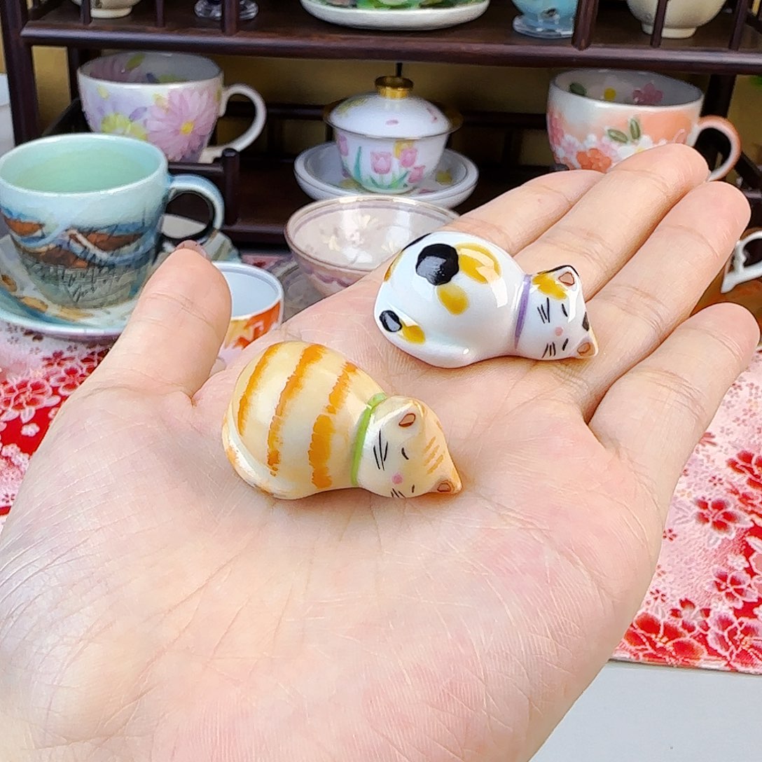 他家茶具瓷器真美！
