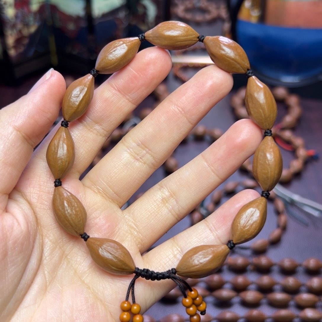 橄榄核手串/手链油 红皮 1.1 2.1左右