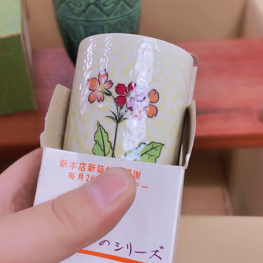 密***峰机器猫瓷器杂货铺