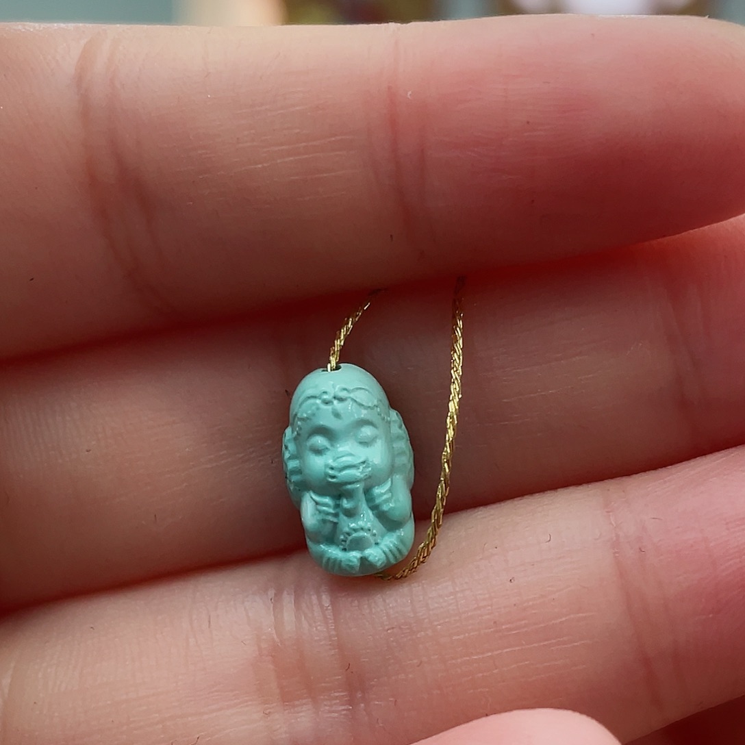 绿松石颈饰未镶嵌