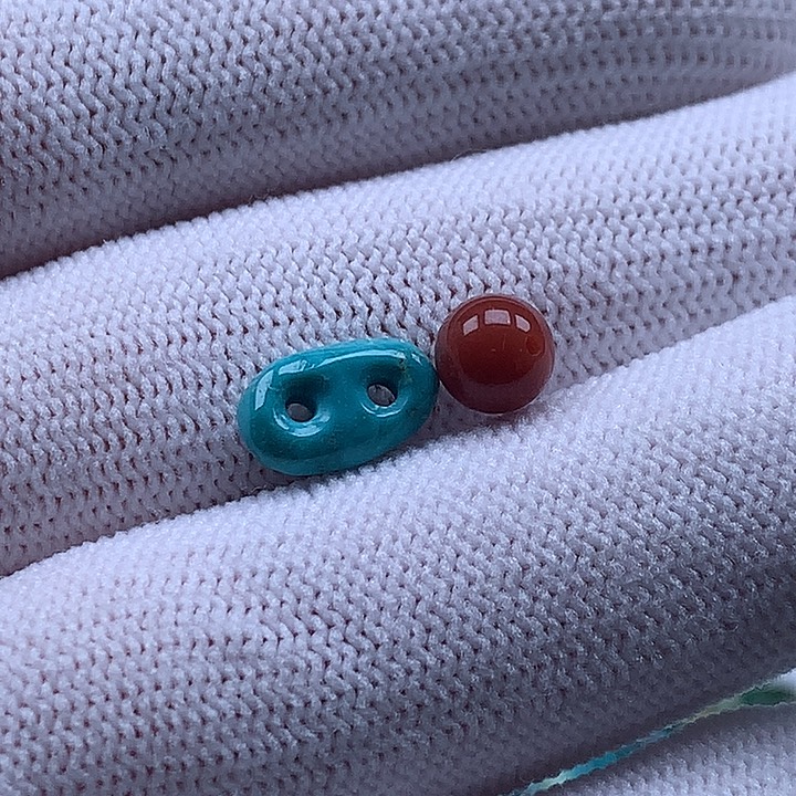 南红玛瑙未镶嵌珠宝奇石