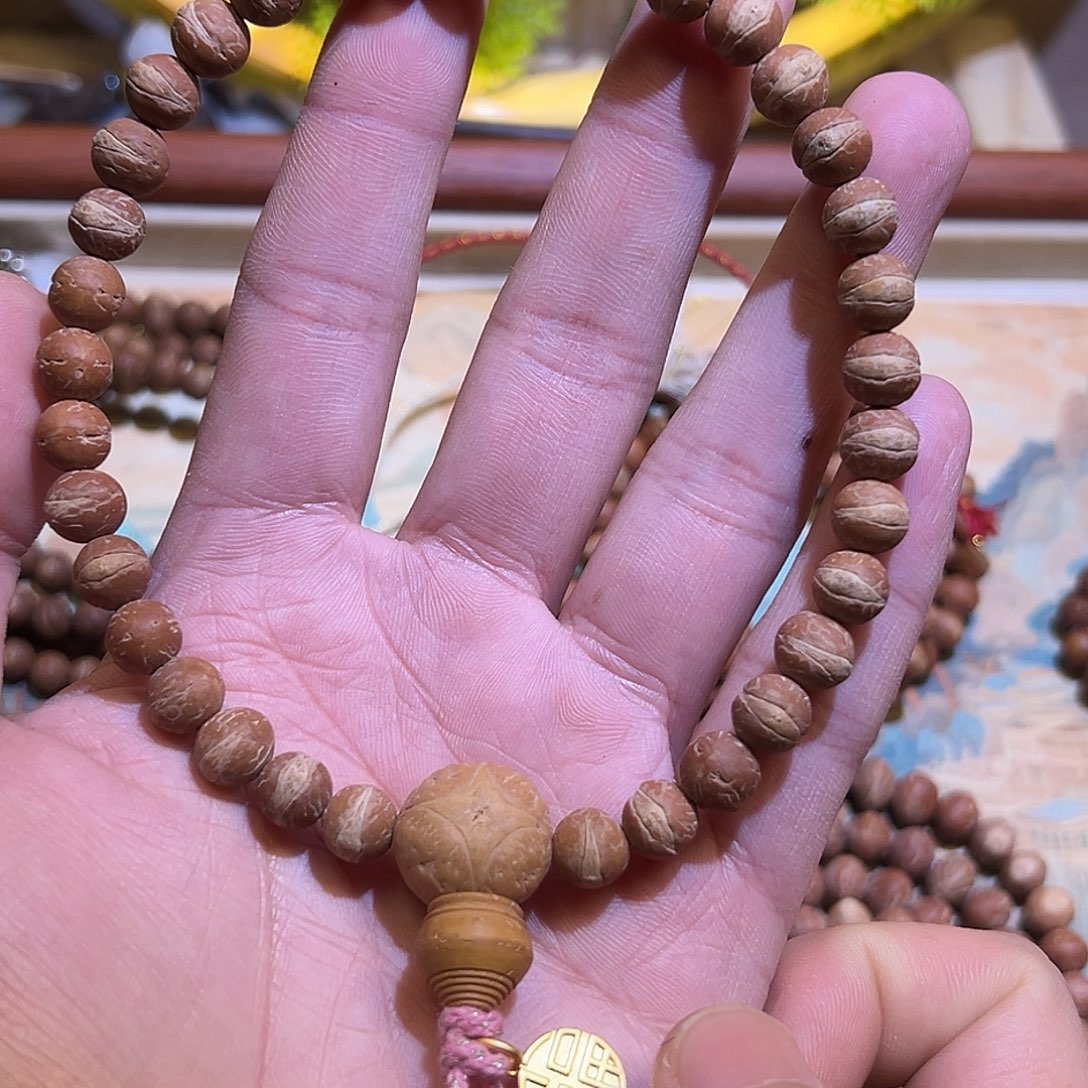 大叶紫檀（黑酸枝木类）