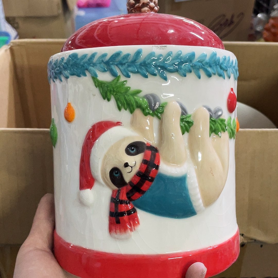 摆件   磕碰。封釉。