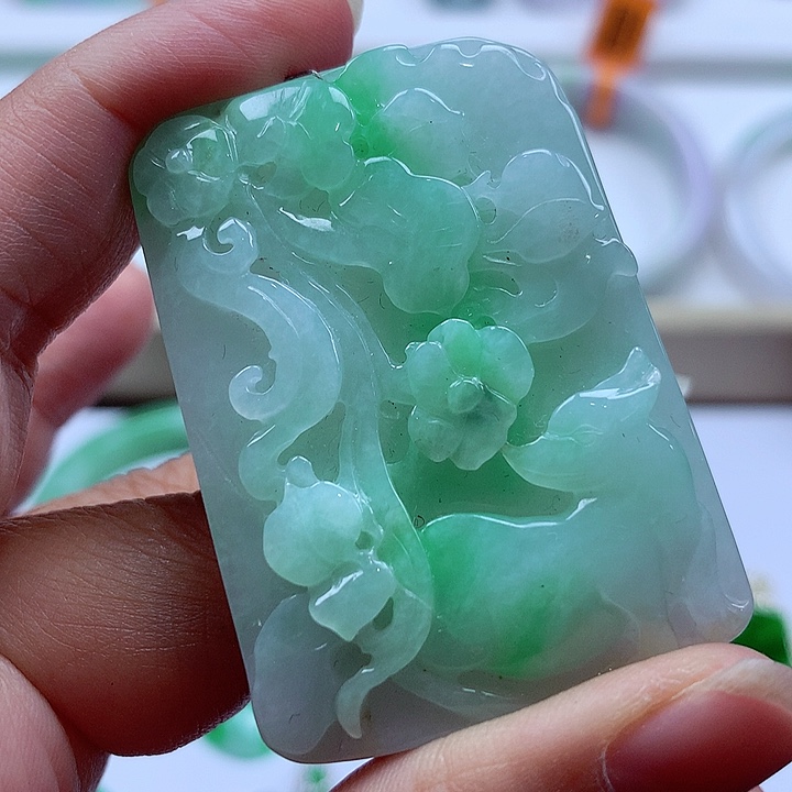 颈饰未镶嵌翡翠翡翠