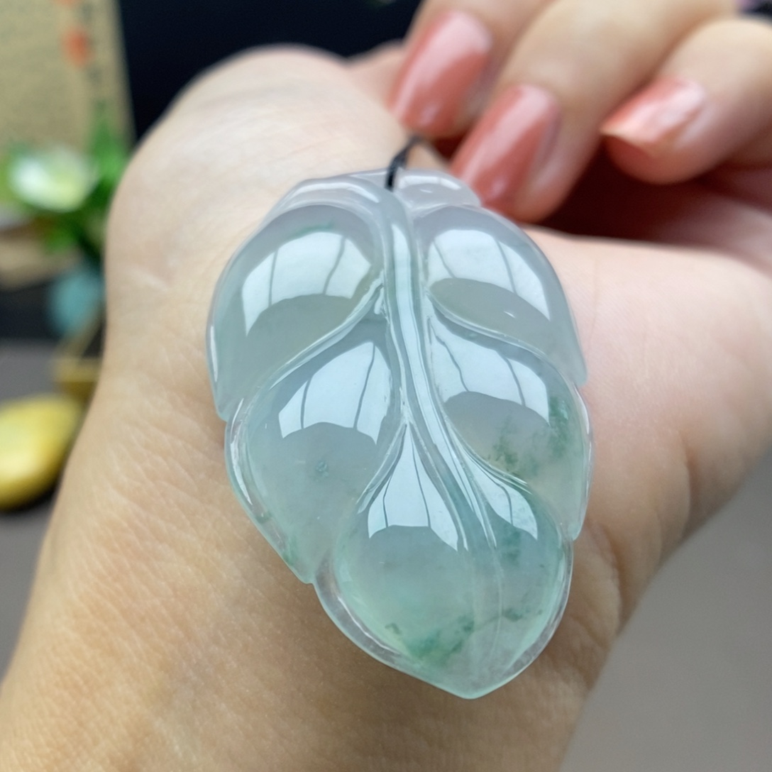 翡翠未镶嵌颈饰吊坠11