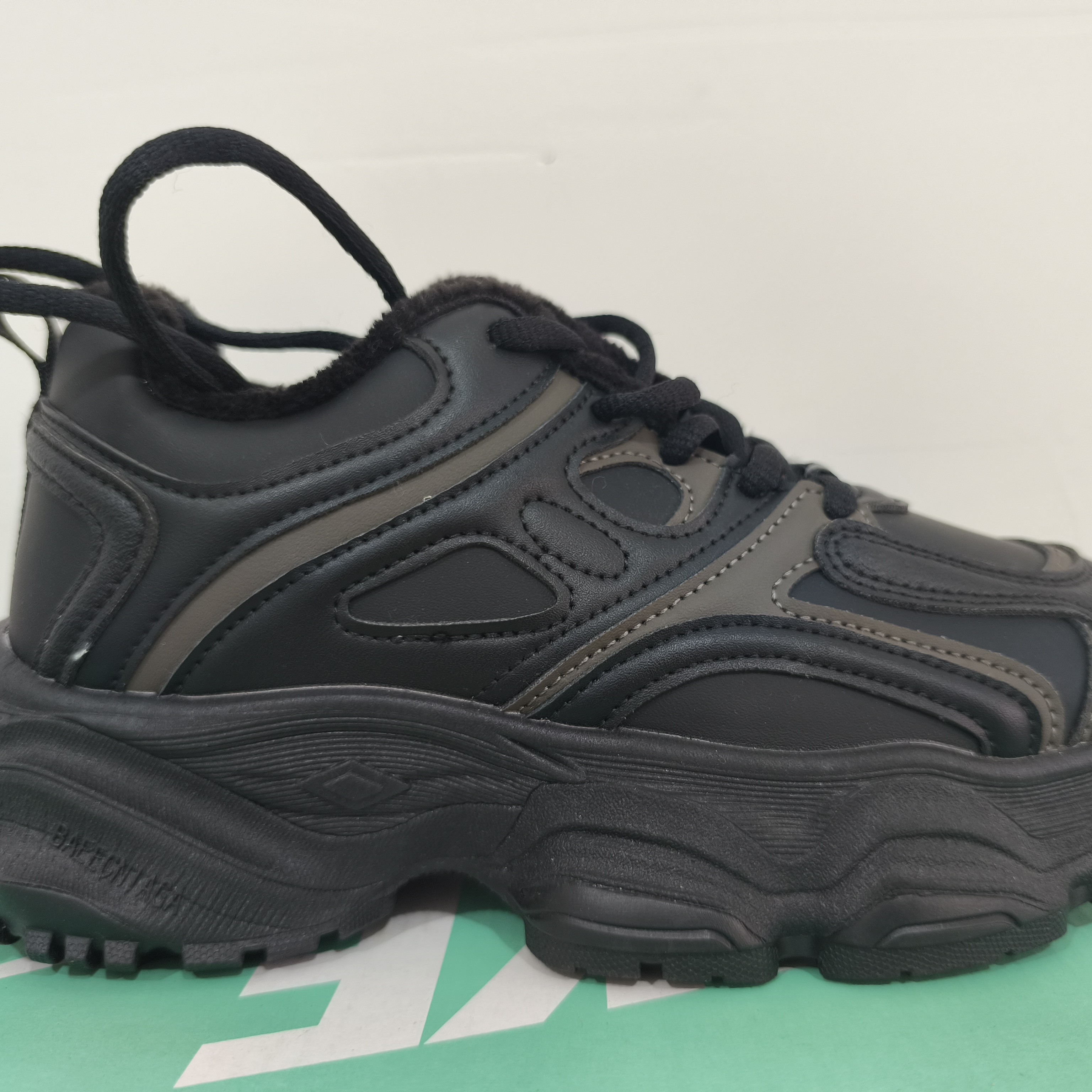 运动鞋女款休闲鞋