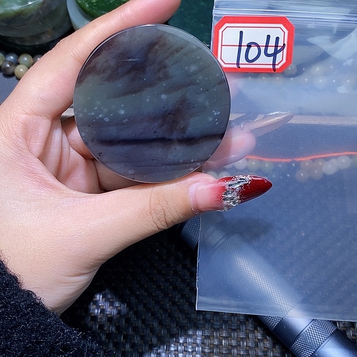 和田玉和田玉边角料随机发未镶嵌