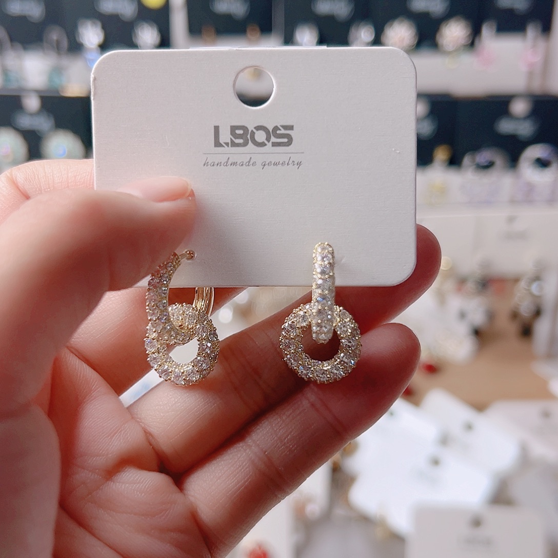 锆石纯铜合金耳环的