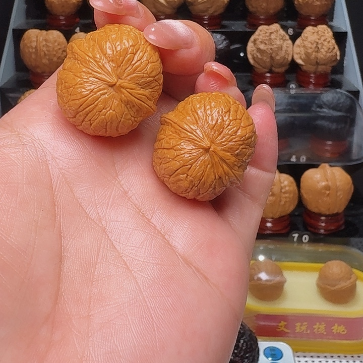 文玩核桃把件手捻金豆面豆29尺…………04