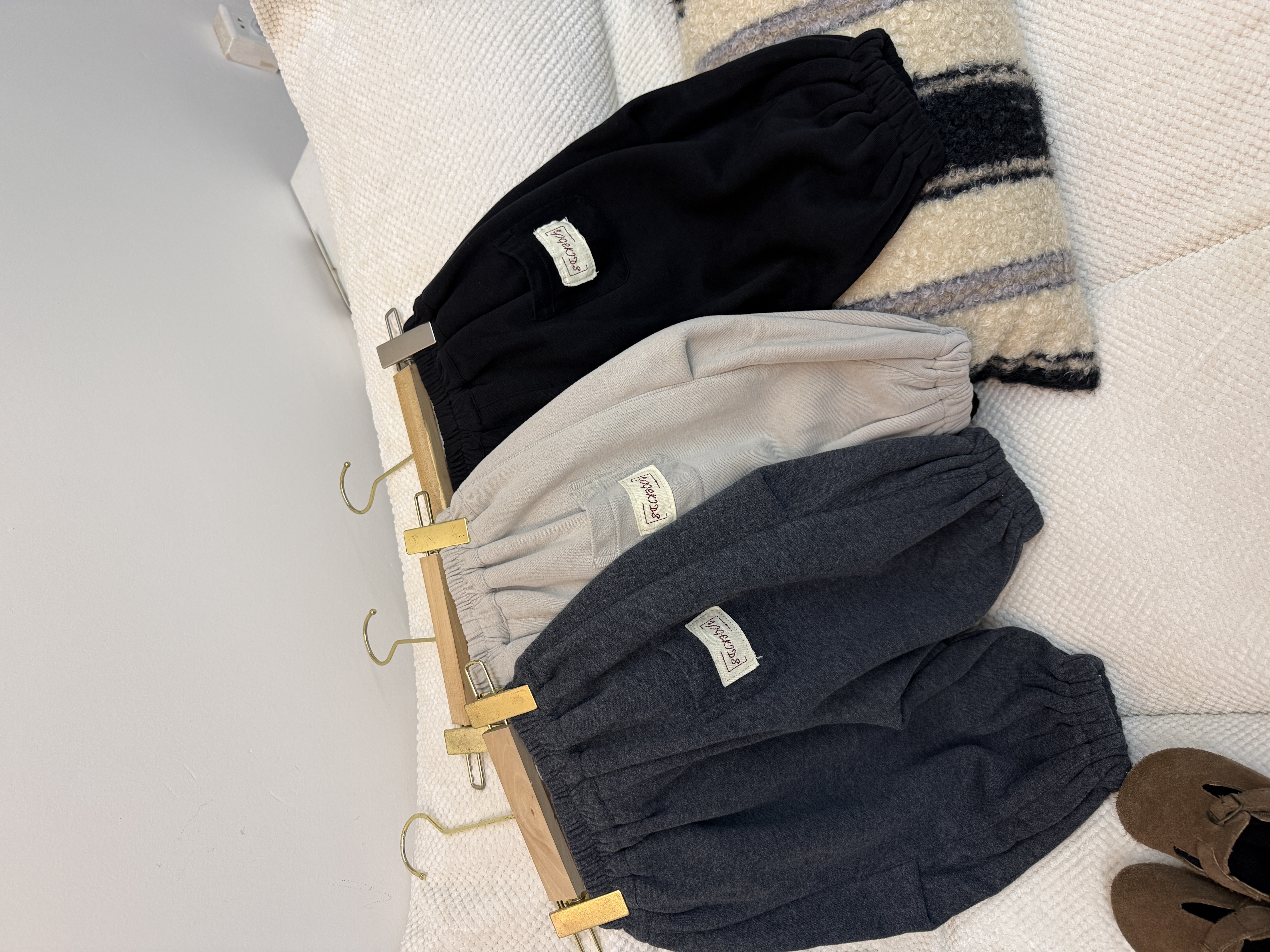 儿童中性款加厚一体绒卫裤中小童秋冬款韩版长裤FK101