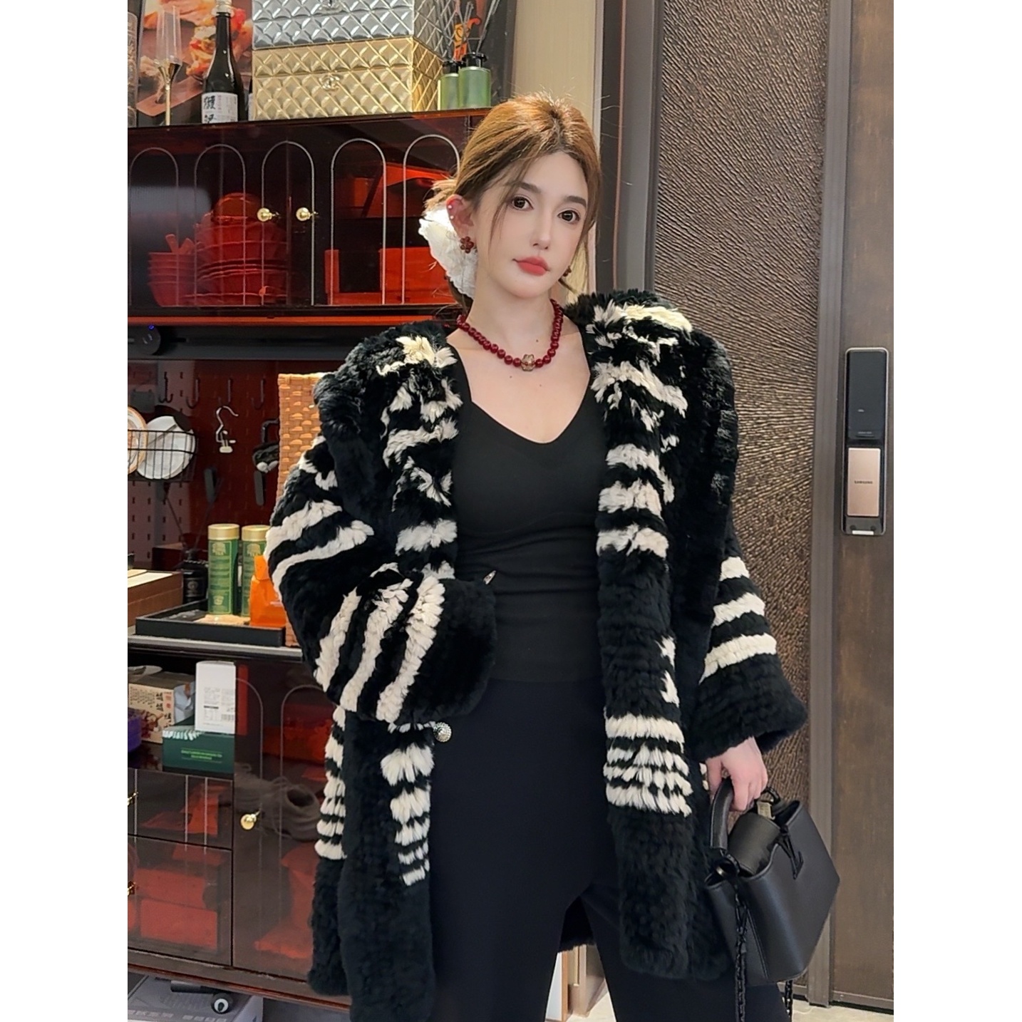 GUIDI GUDI【牵手】气质休闲贵妇毛毛长袖外套 W9440991H