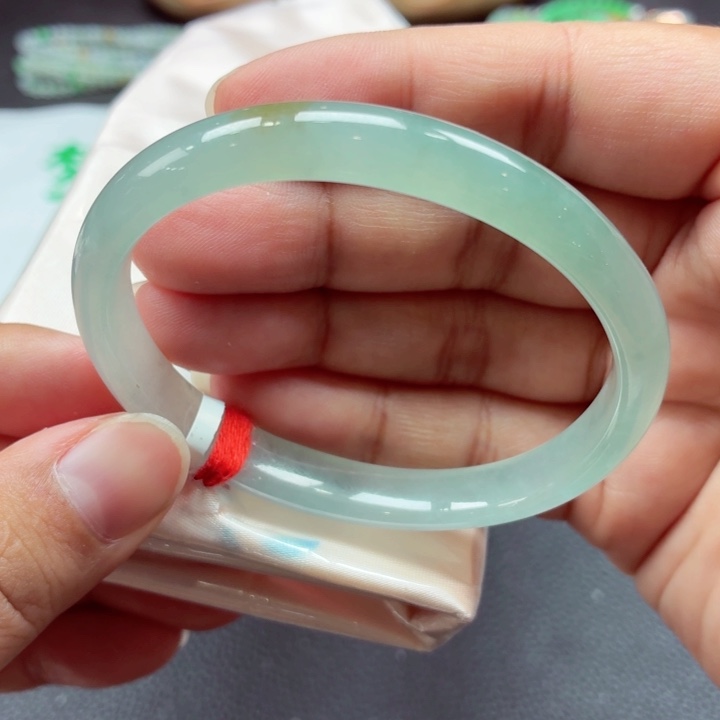 翡翠未镶嵌手镯（贵妃镯）天然缅甸A货翡翠（54-55）