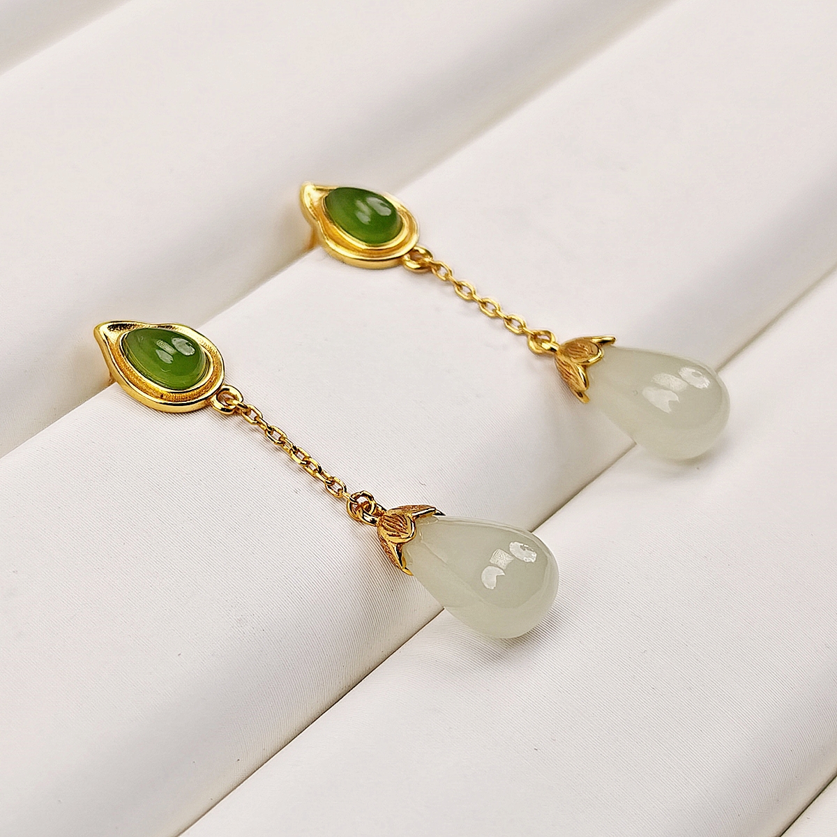 S925银和田玉水滴坠子耳钉耳饰小巧精致耳坠