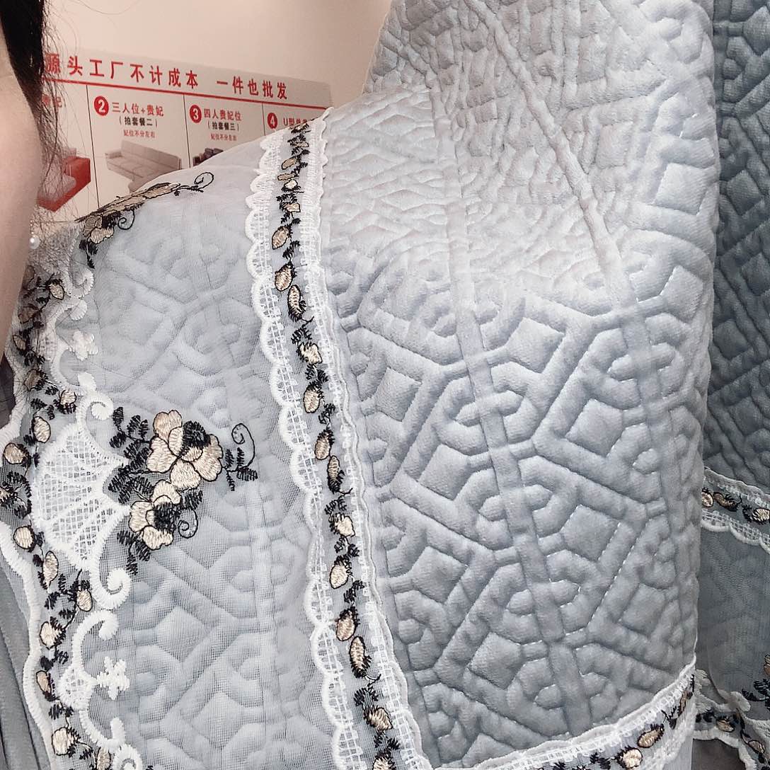 绒面灰色，四季款沙发