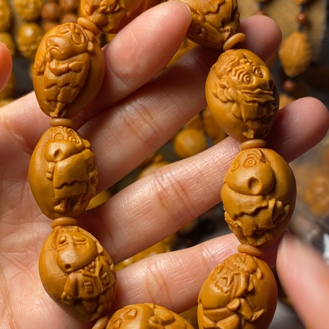 橄榄核手串/手链蜡笔小新