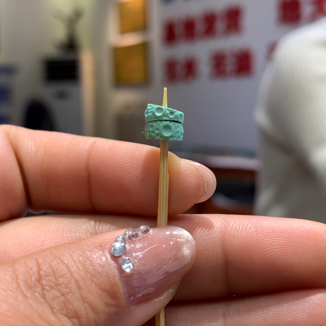 绿松石配饰未镶嵌