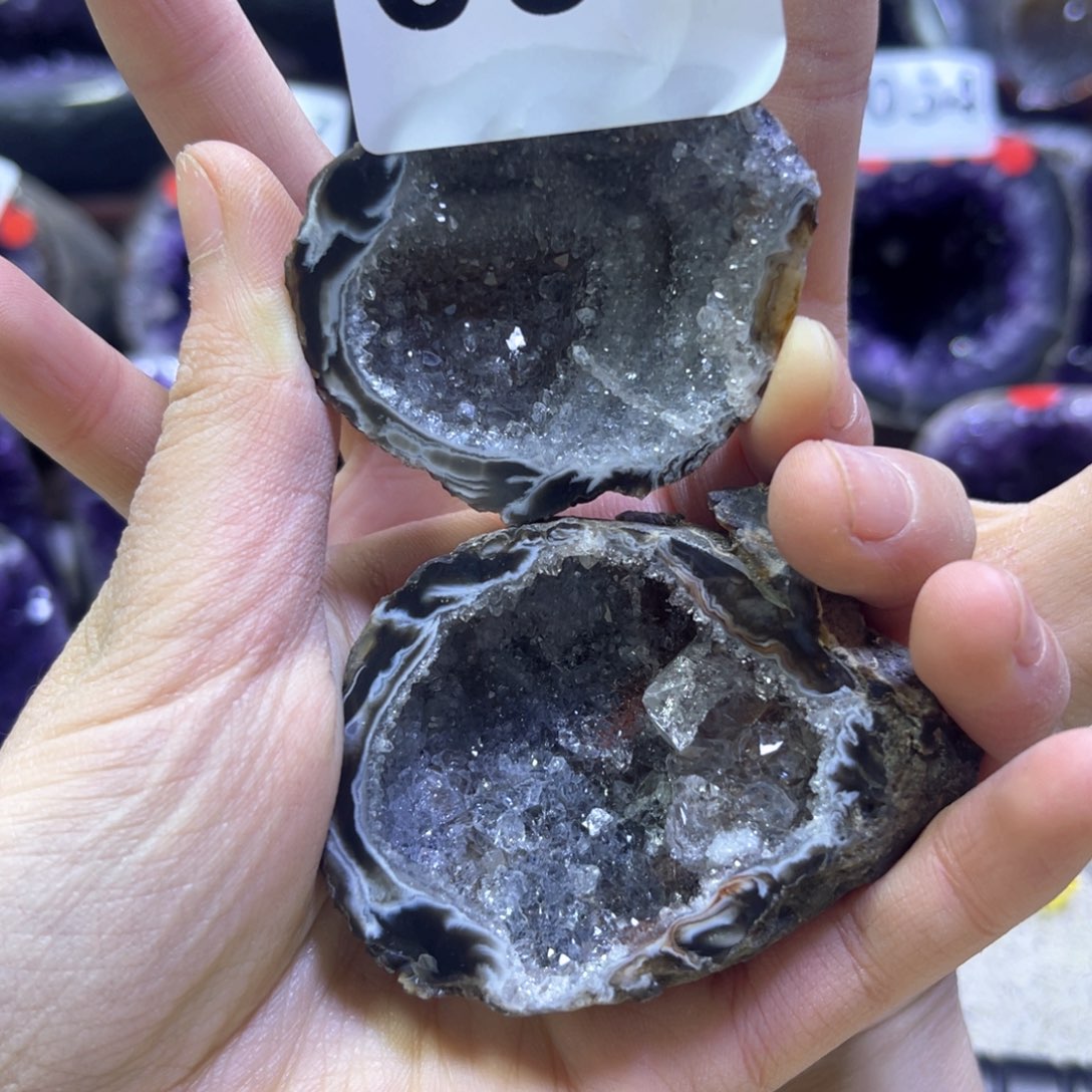 玛瑙/玉髓摆件合金