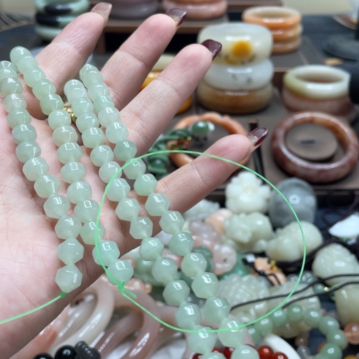 石英质玉手镯合金拍一发二，卡8