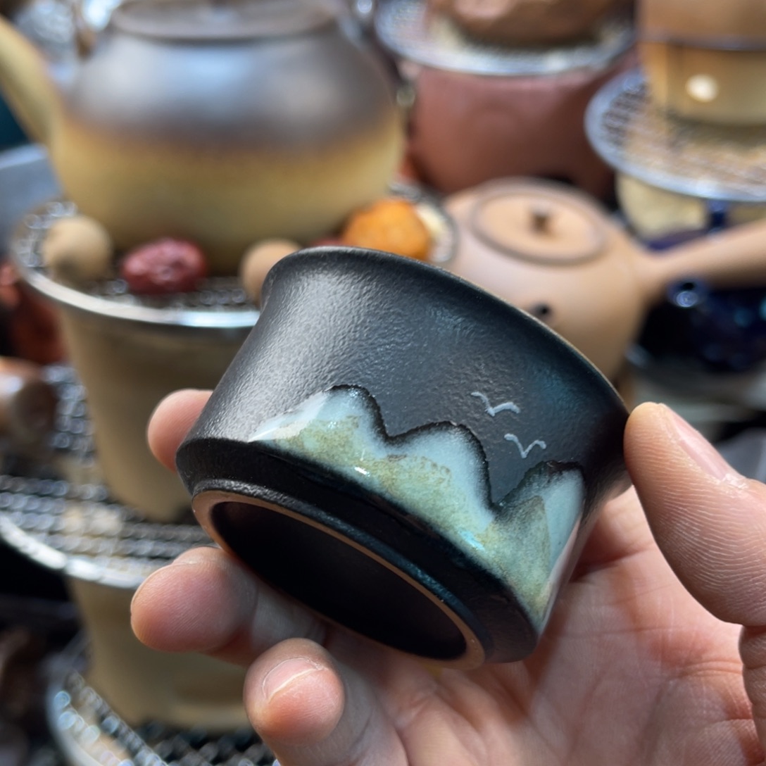 瓷片陶他也不会在那里说