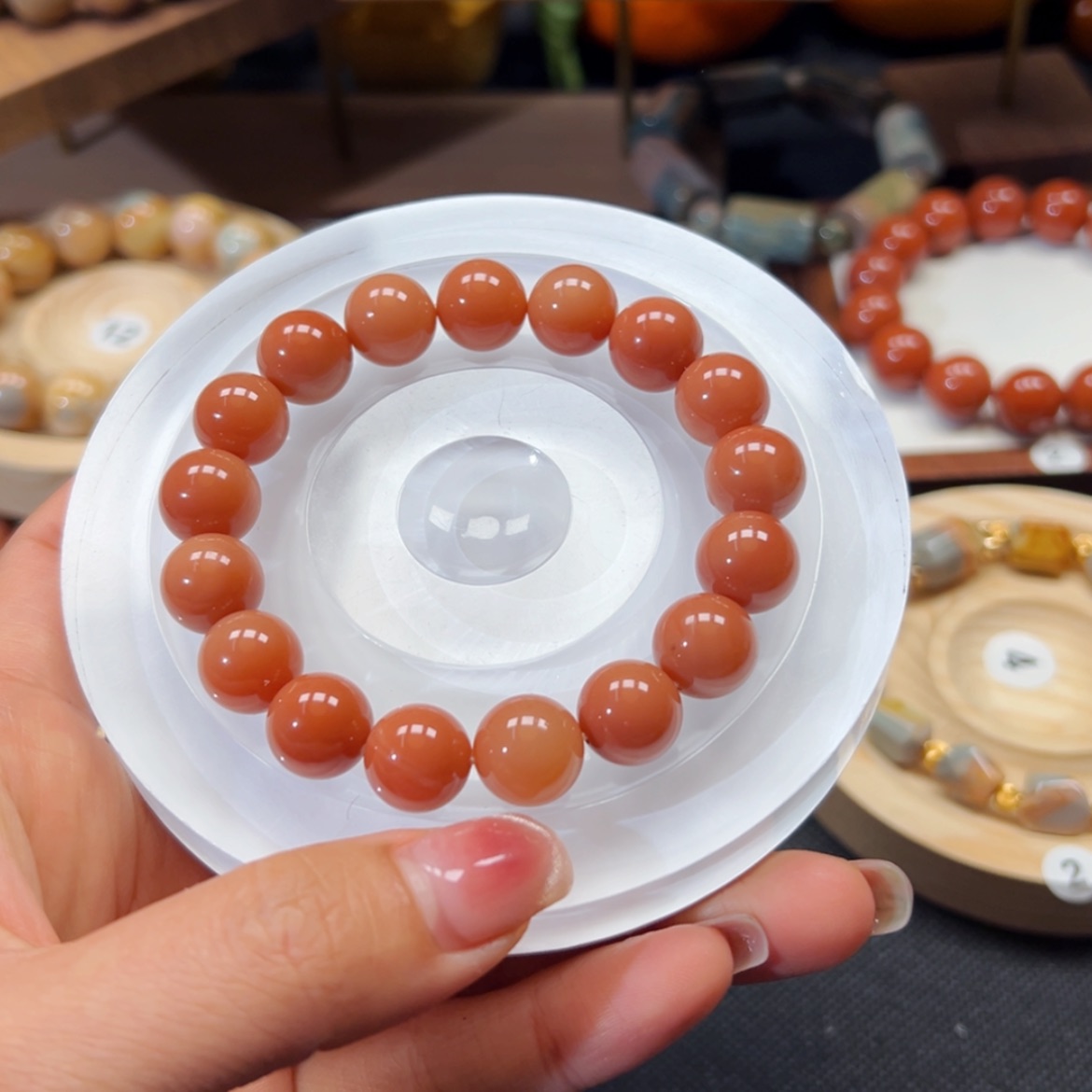 【闪购商品】石英质玉手链未镶嵌辞****啦105