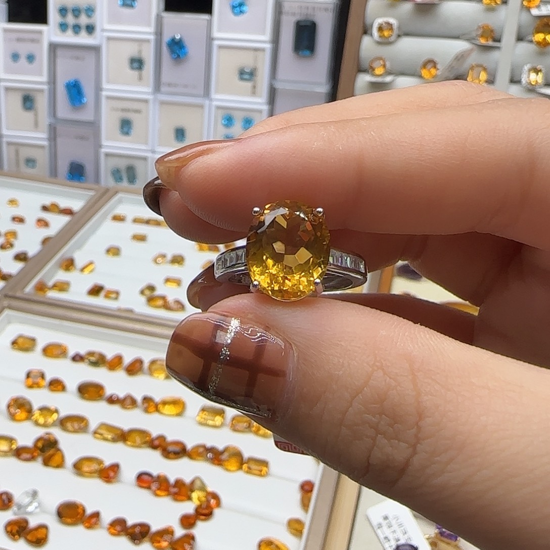 杨****水晶珠宝半成品银S925镶嵌纯天然黄水晶戒指