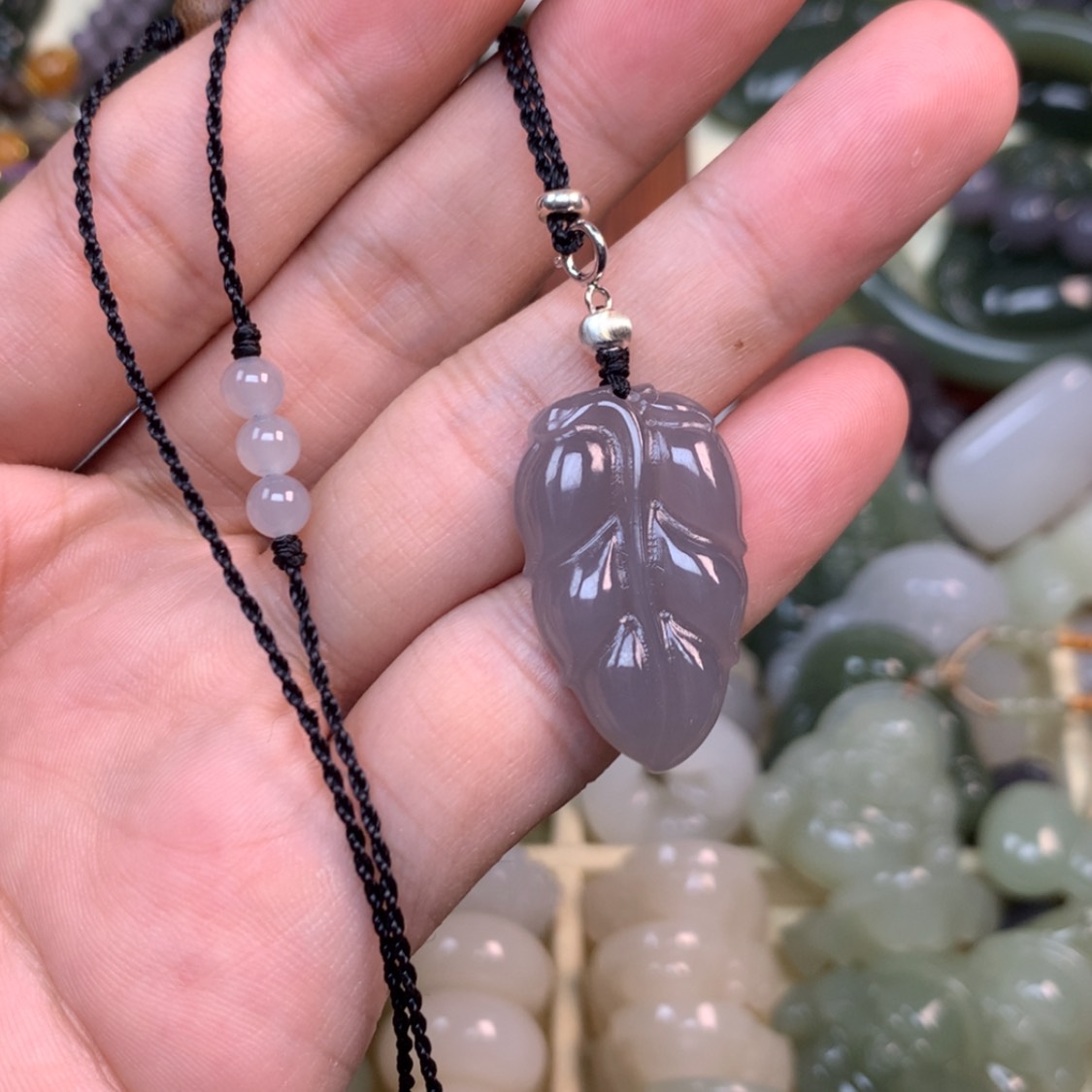 【闪购商品】颈饰未镶嵌和田玉