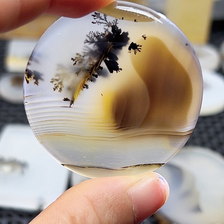 玛瑙/玉髓未镶嵌珠宝半成品