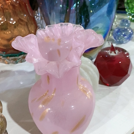 琉璃高度19厘米芬顿花瓶