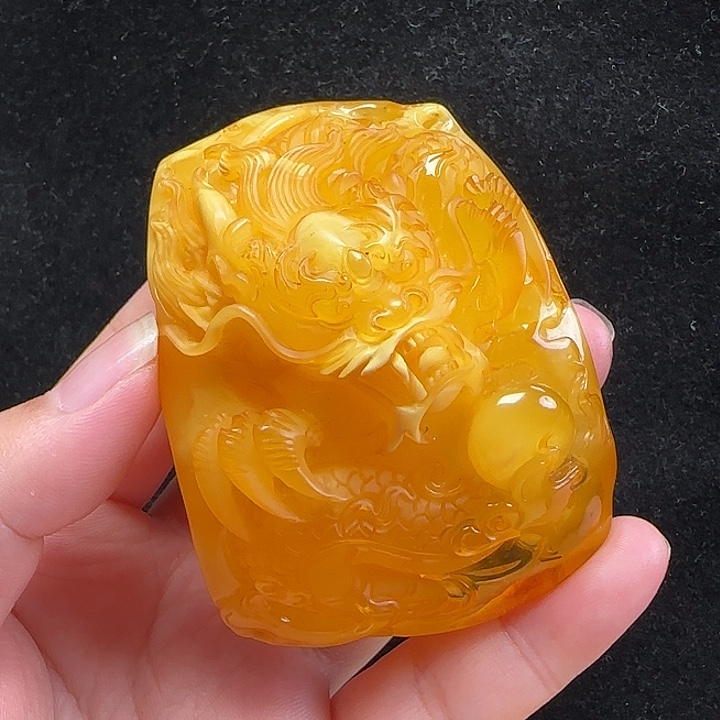 未镶嵌蜜蜡珠宝奇石