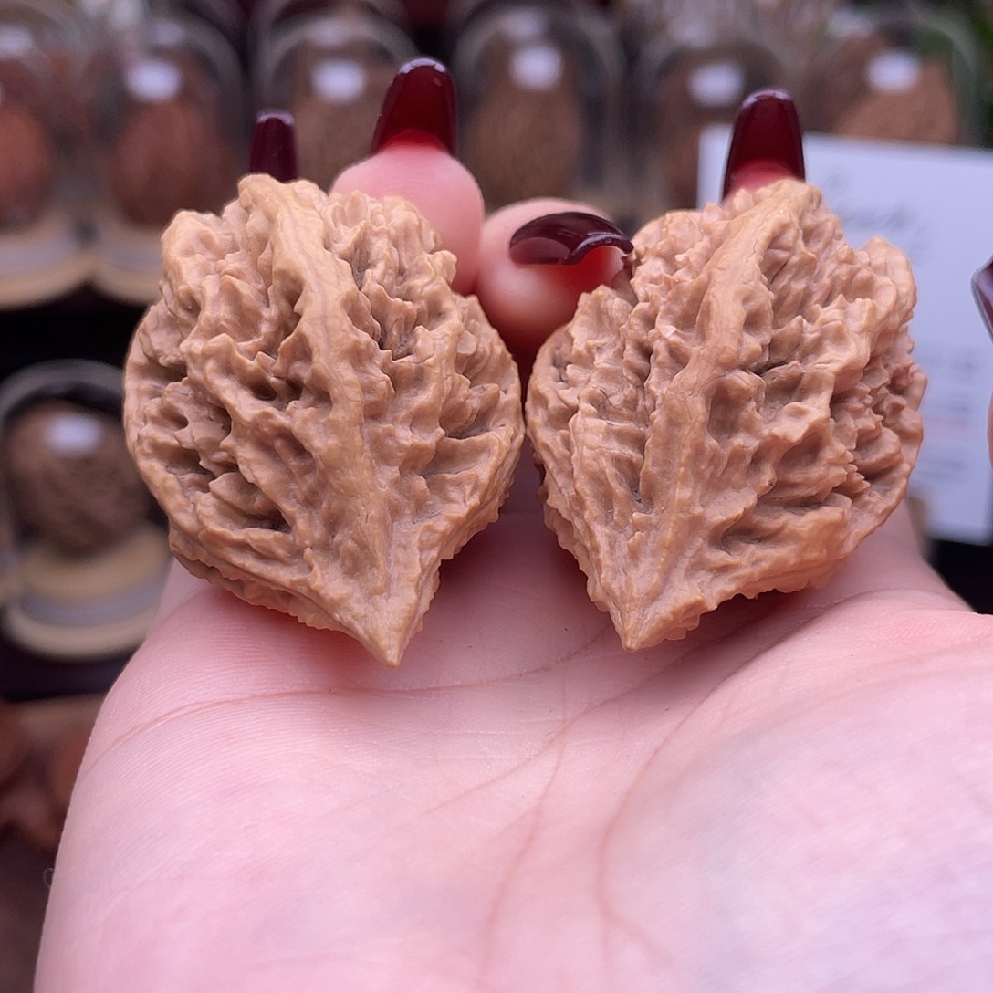 大***下文玩核桃吊坠招财鼠