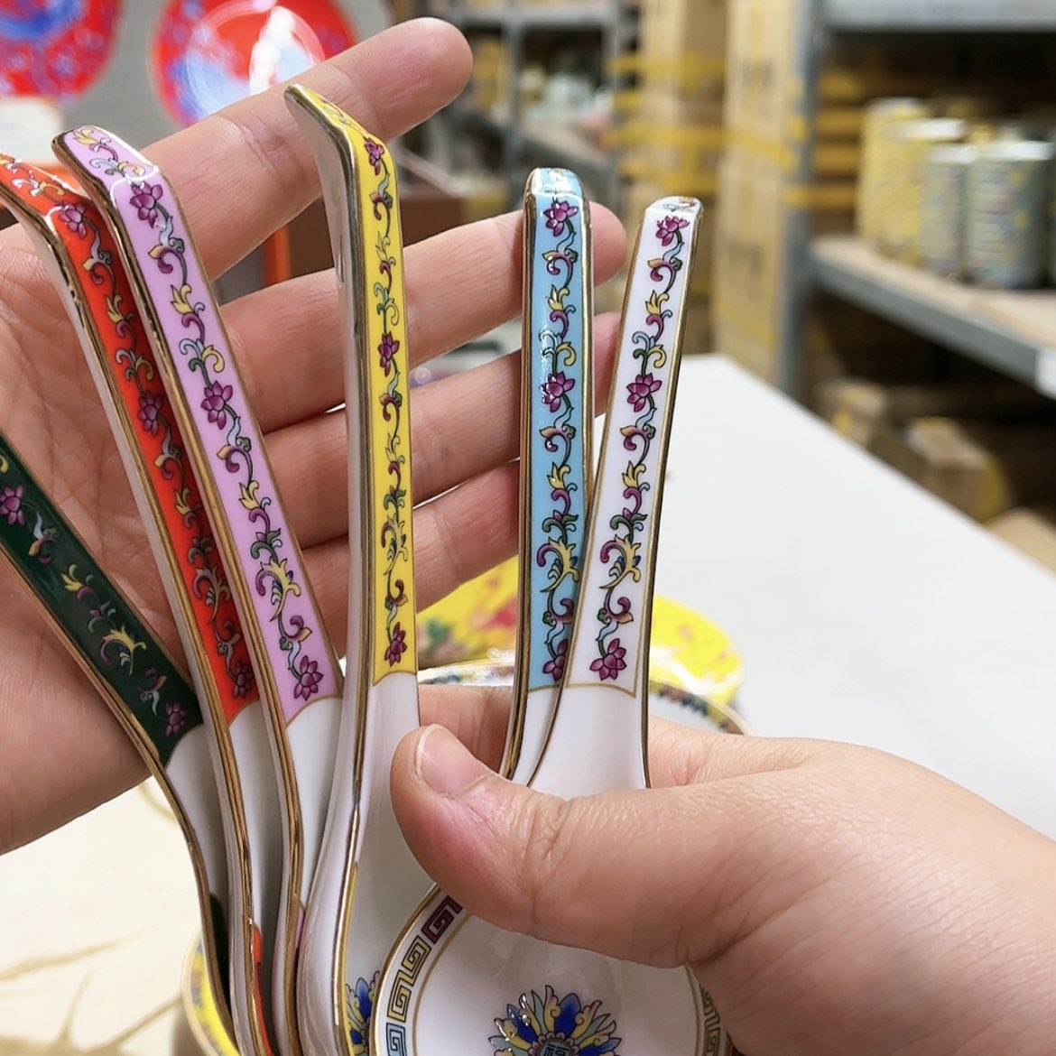 【闪购商品】骨瓷6个混。。。。。。。。