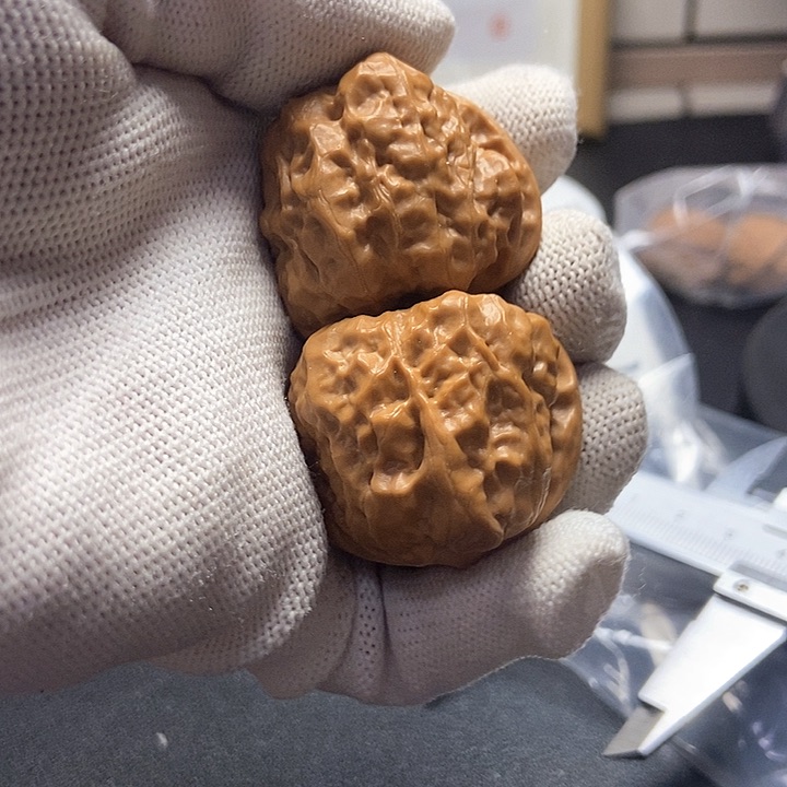 文玩核桃吊坠蛤蟆