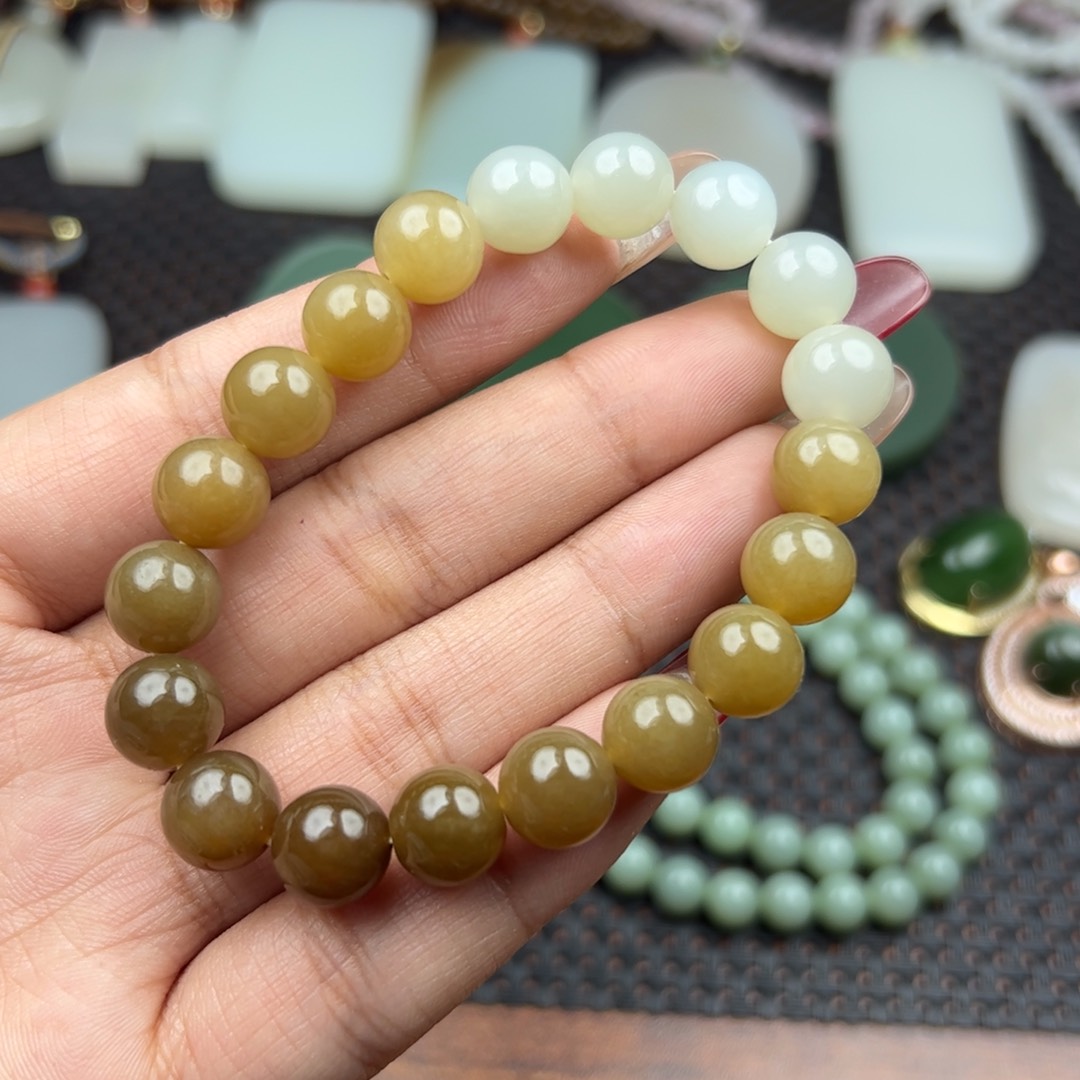 和田玉吊坠未镶嵌