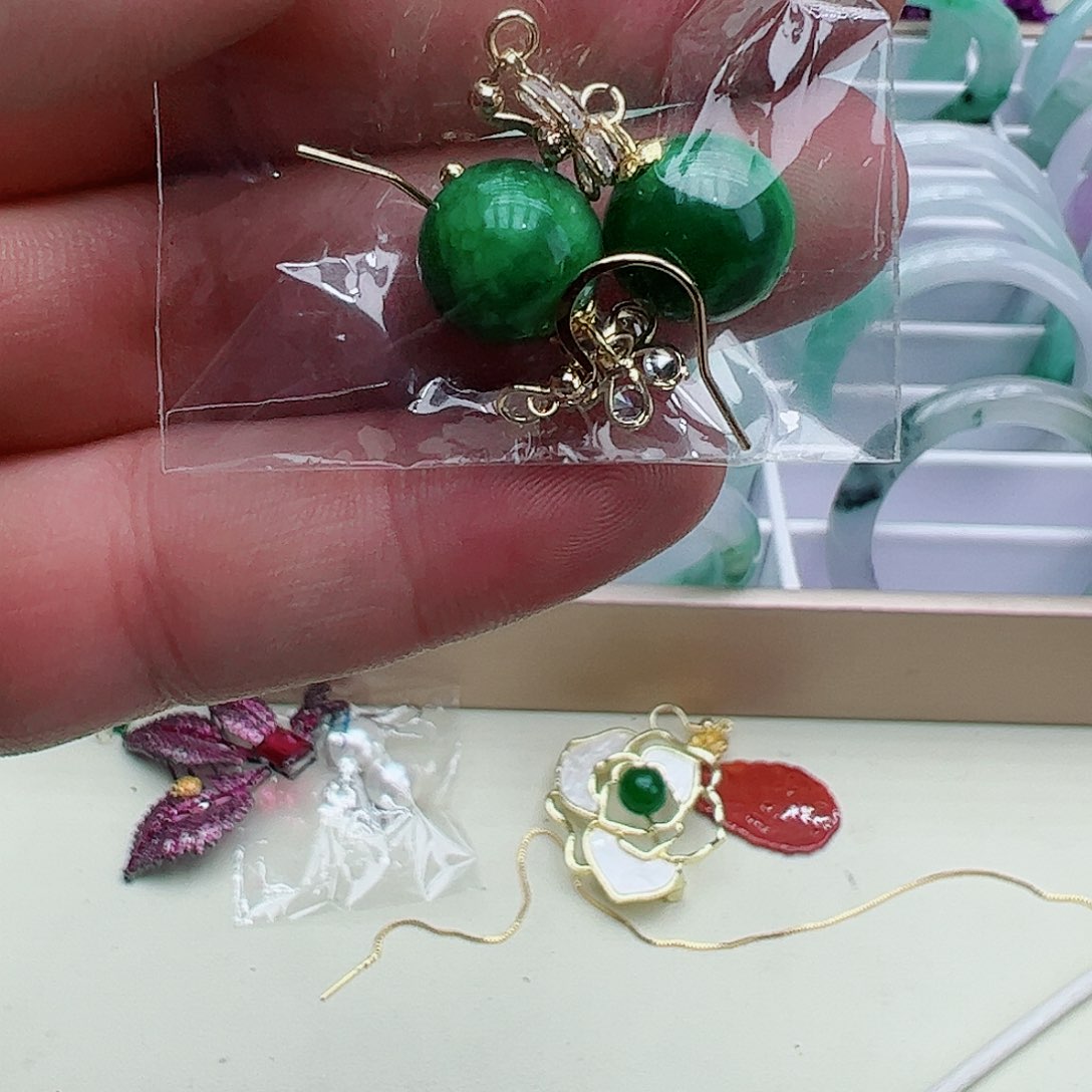 翡翠吊坠(赠链)银S925镶嵌