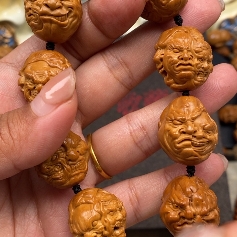 【闪购商品】橄榄核吊坠橄榄手工雕刻工艺
