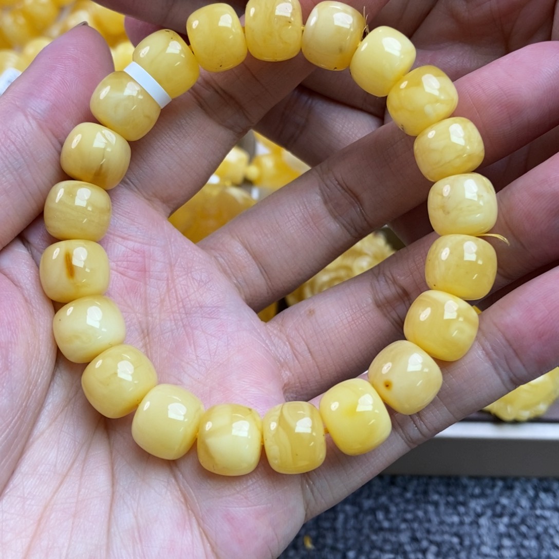 蜜蜡珠宝奇石未镶嵌80