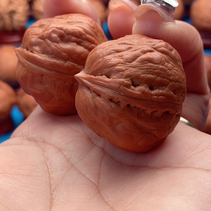 核桃精品文玩核桃手捻水晶青蛙