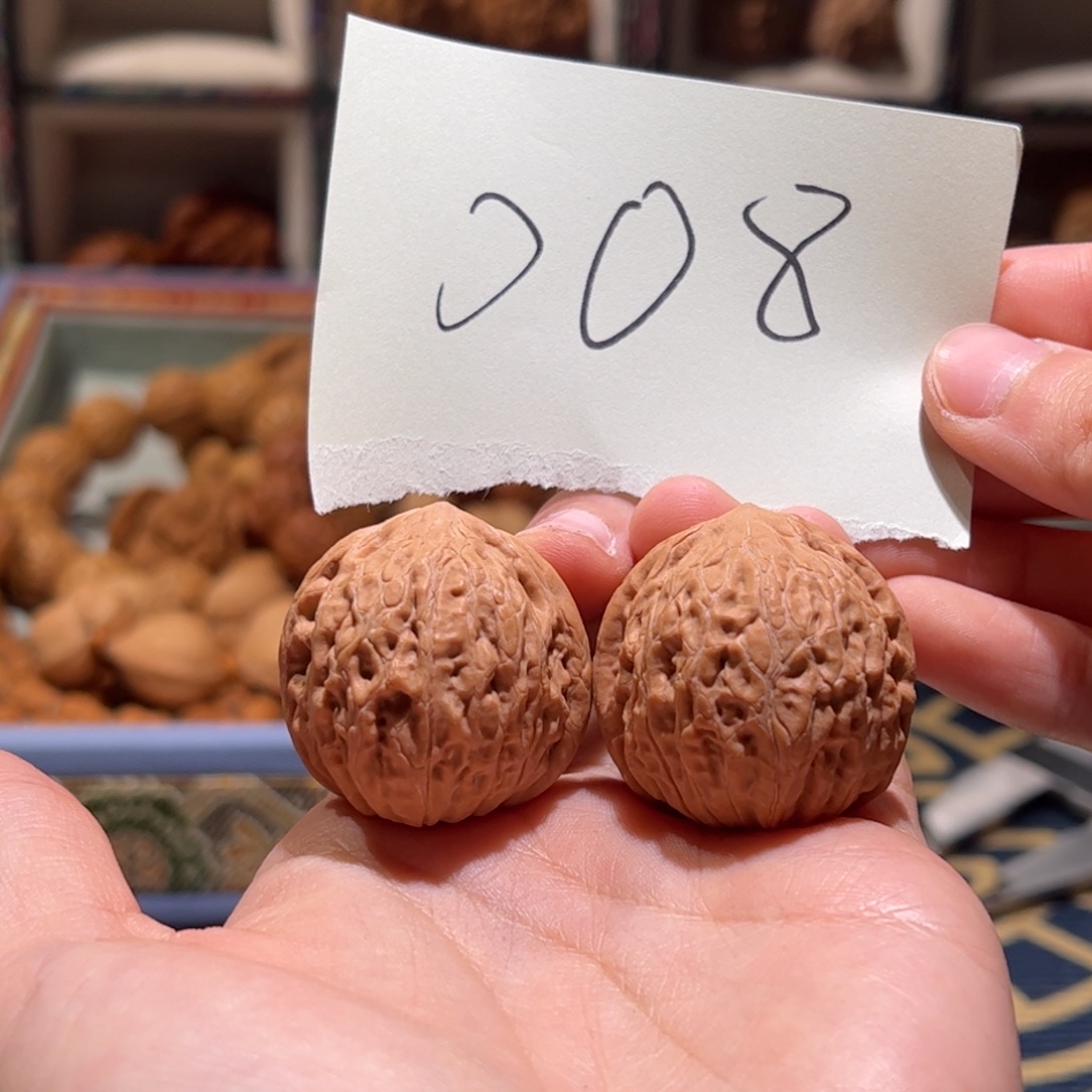 把件桃核32铁锤妹妹