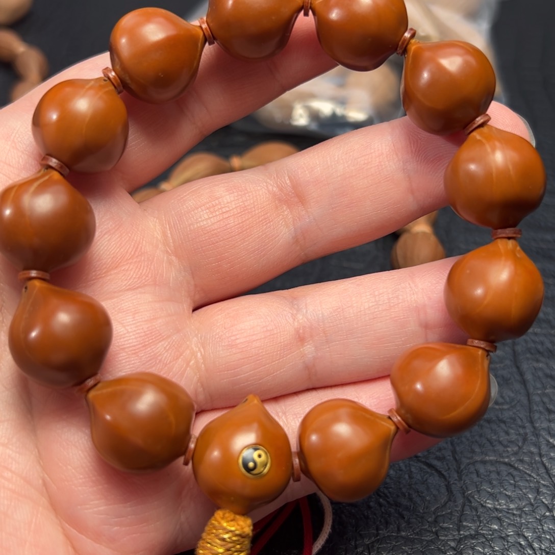 手串/手链橄榄核三花铁核