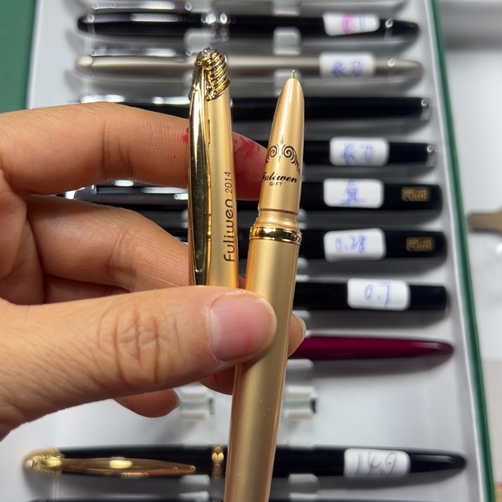 便携式富利文2014配长刀金色暗尖