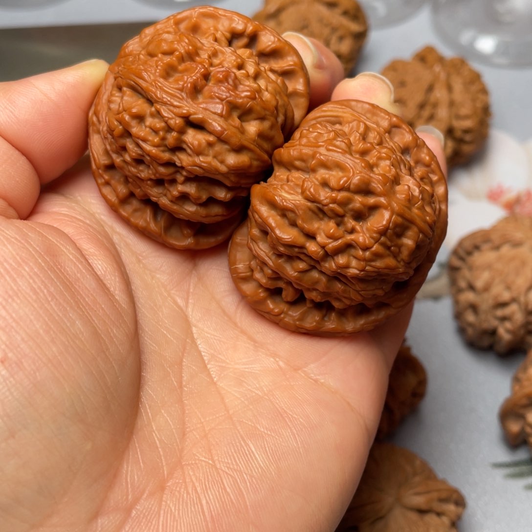 【闪购商品】文玩核桃吊坠球白……